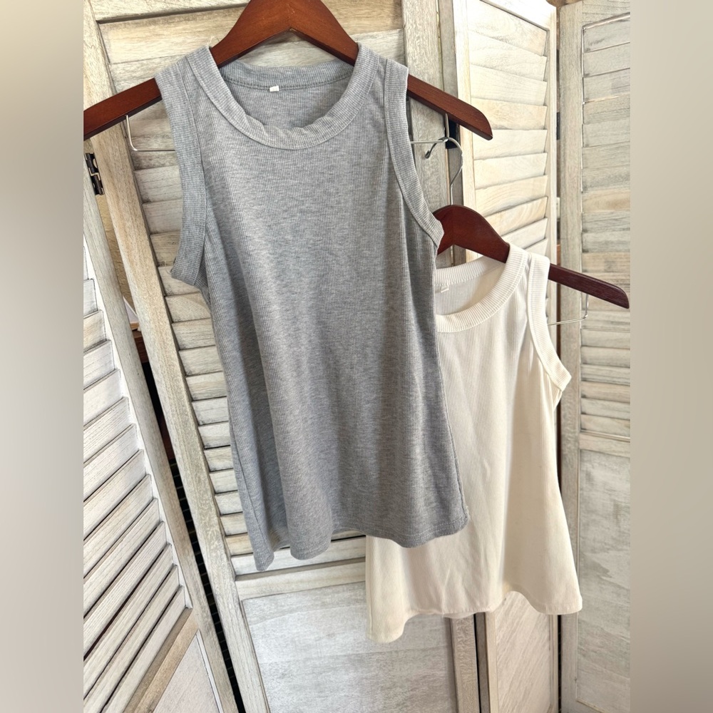 Grey and White Ribbed Tank Tops, Size Medium